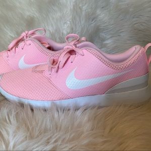 Pink golf shoes